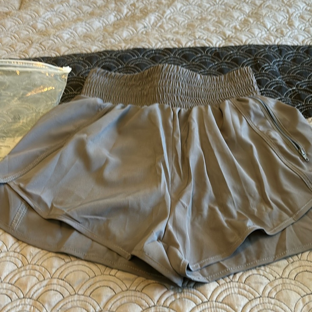 NIB shorts